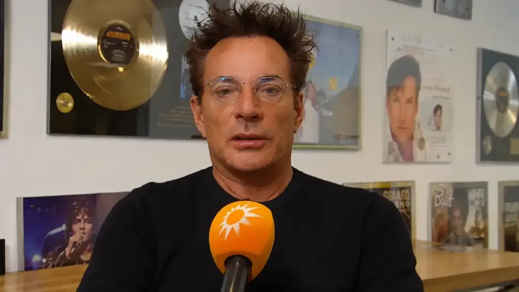 Gerard Joling doorbreekt stilte en onthult échte reden van Toppers-exit